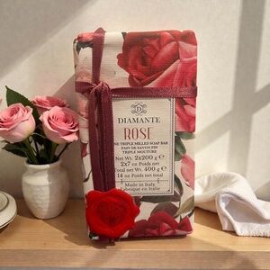 🌹🧼 Diamante Rose Triple Milled Soap – 2 Pack | 7 oz Each | Made in Italy NEW
